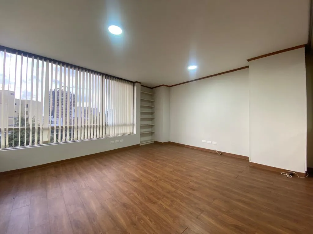 Oficina en venta en Palogrande, Manizales, 36 m² · foto 4 de 6