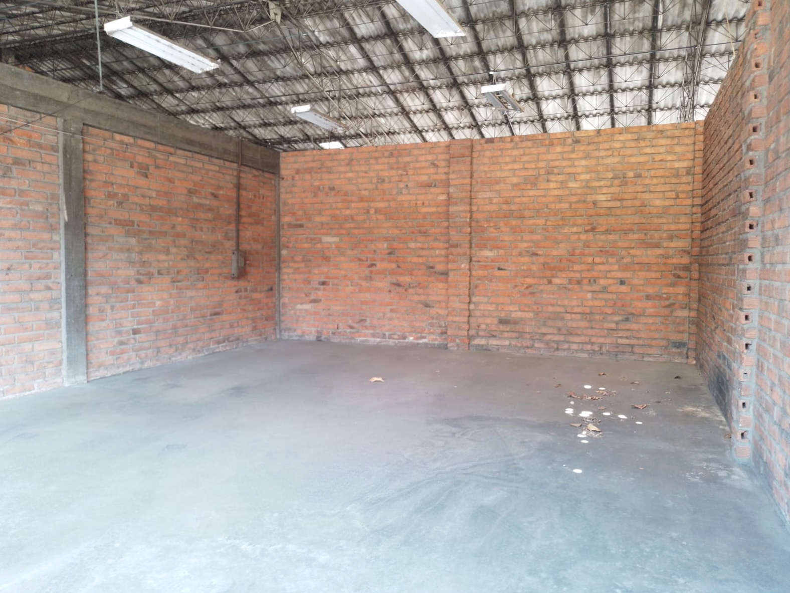 Bodega en arriendo en Caribe, Medellín · foto 9 de 19