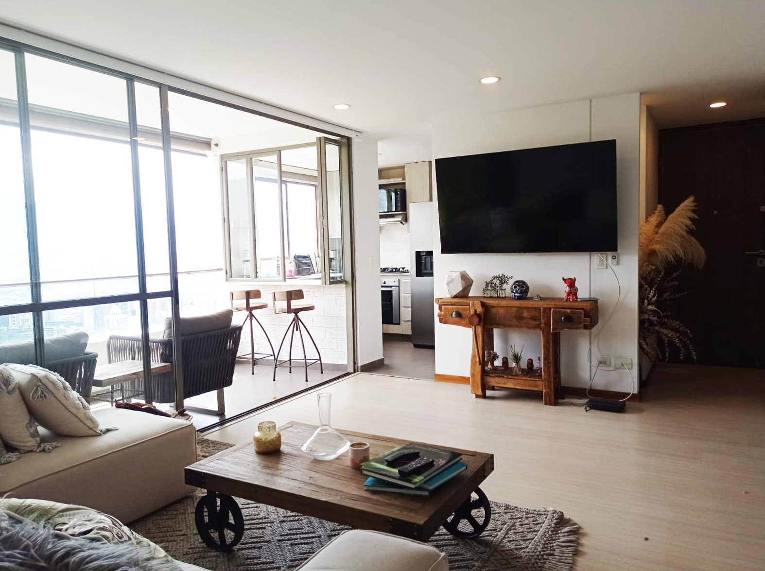 Apartamento en arriendo en Los Balsos No.2, Medellín · foto 2 de 20