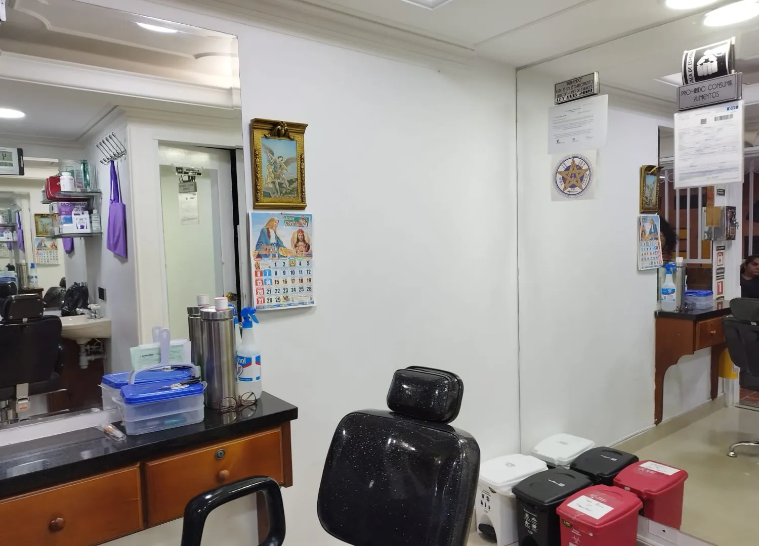 Local en venta en San Diego, Medellín, 22 m² · foto 8 de 9