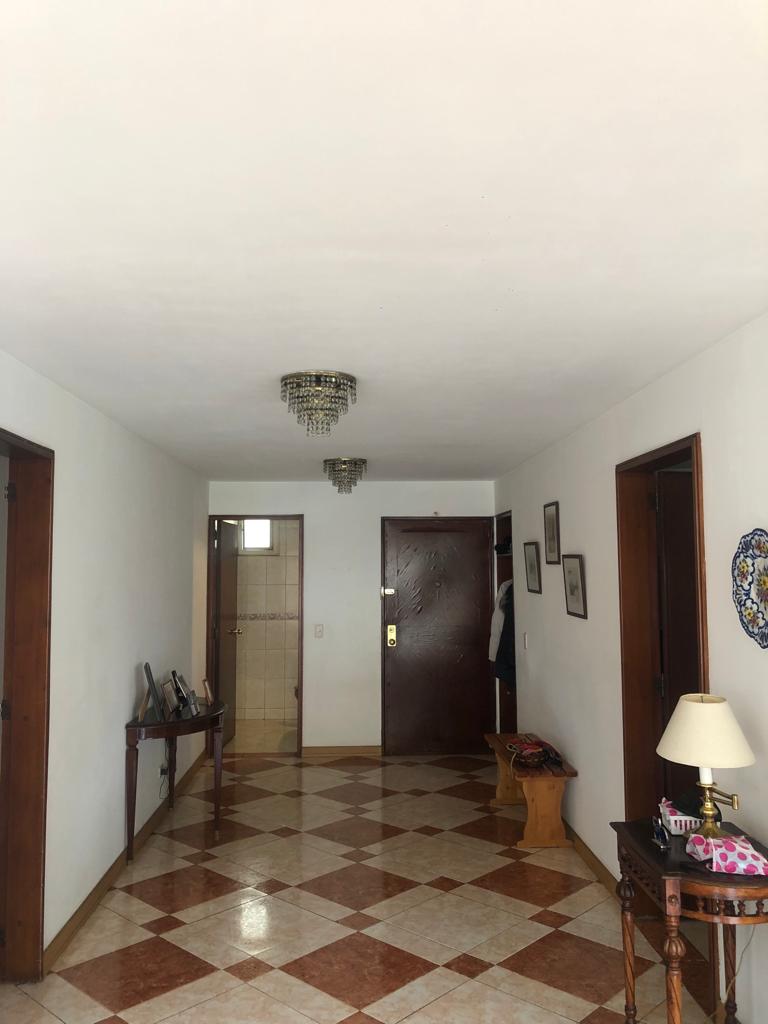 Apartamento de 3 alcobas en venta en La Veracruz, Bogotá, 171 m² · foto 13 de 24