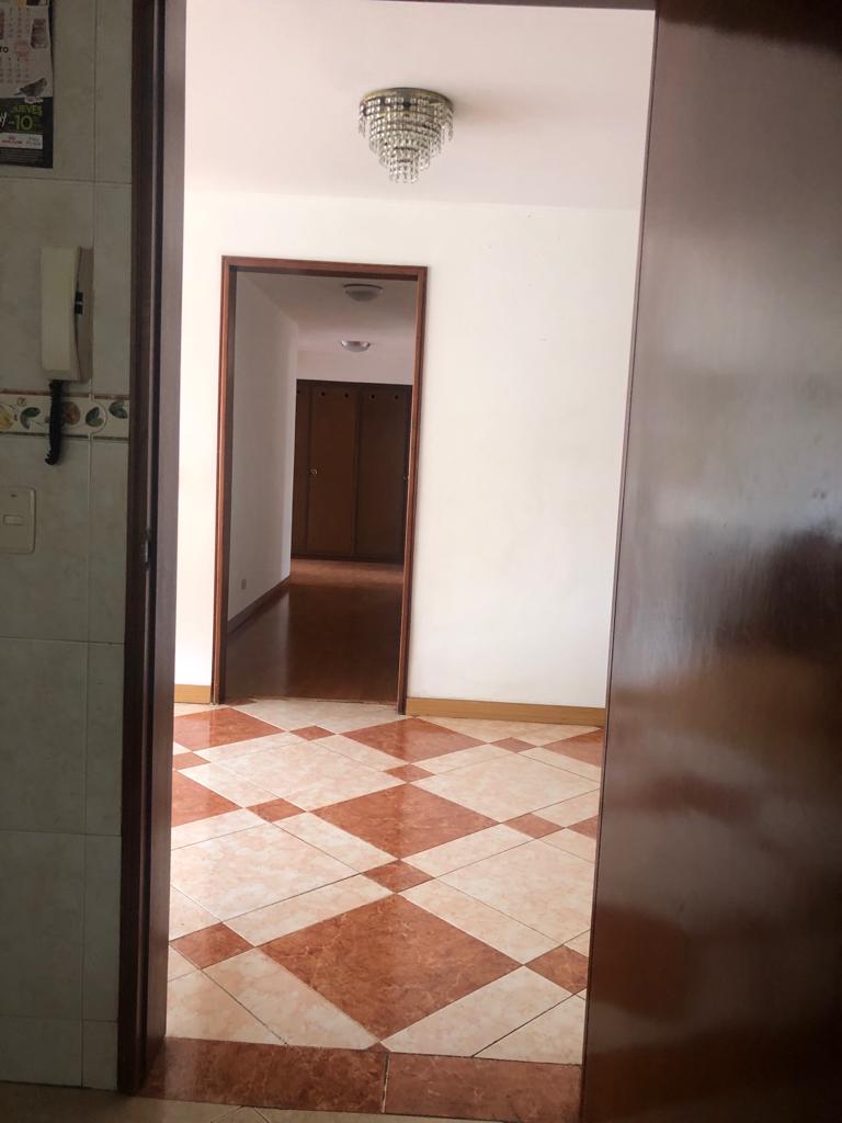 Apartamento de 3 alcobas en venta en La Veracruz, Bogotá, 171 m² · foto 7 de 24