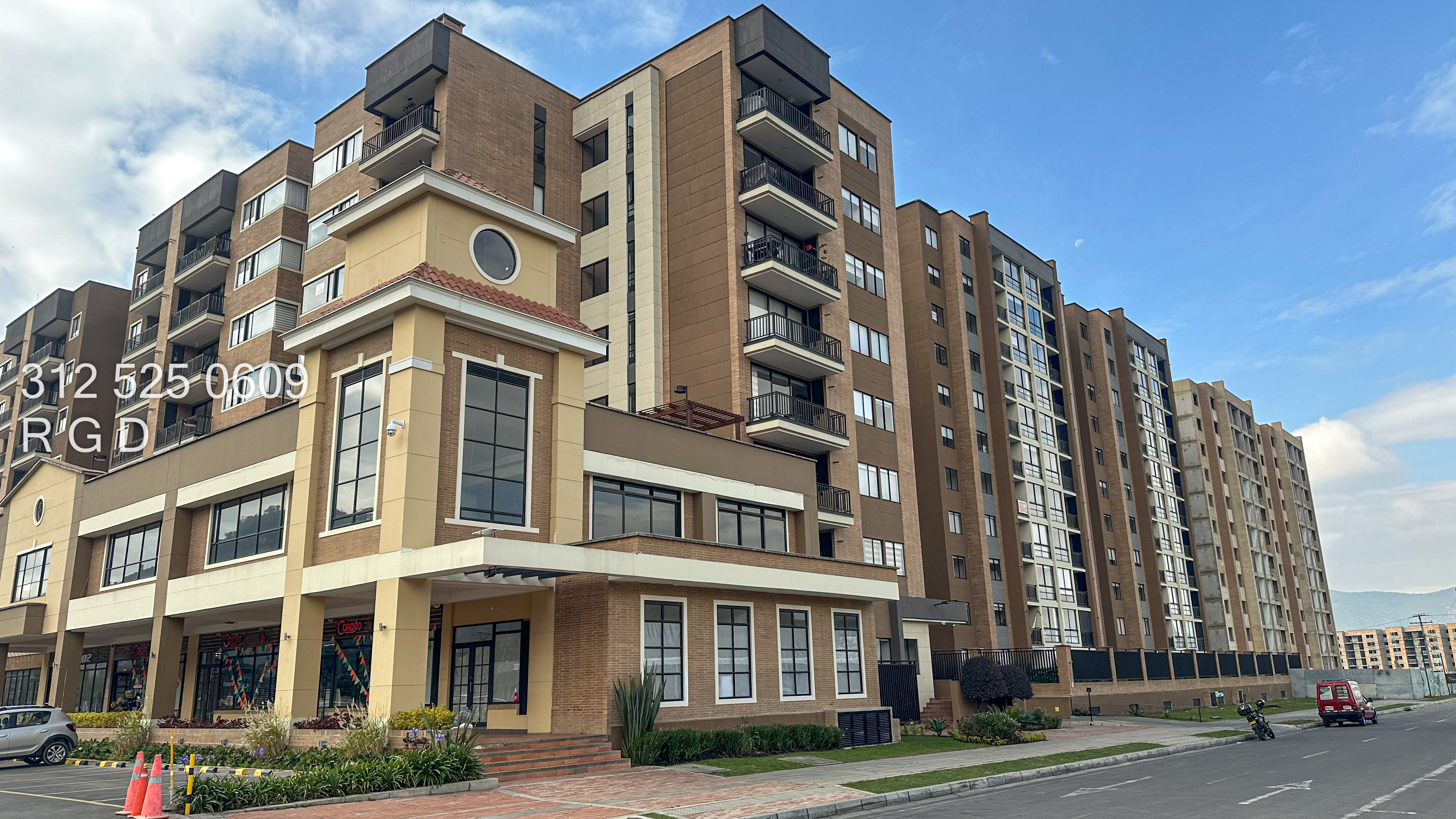 Apartamento de 3 alcobas en venta en Aposentos Parte Alta, Sopó, 85 m² · foto 2 de 24