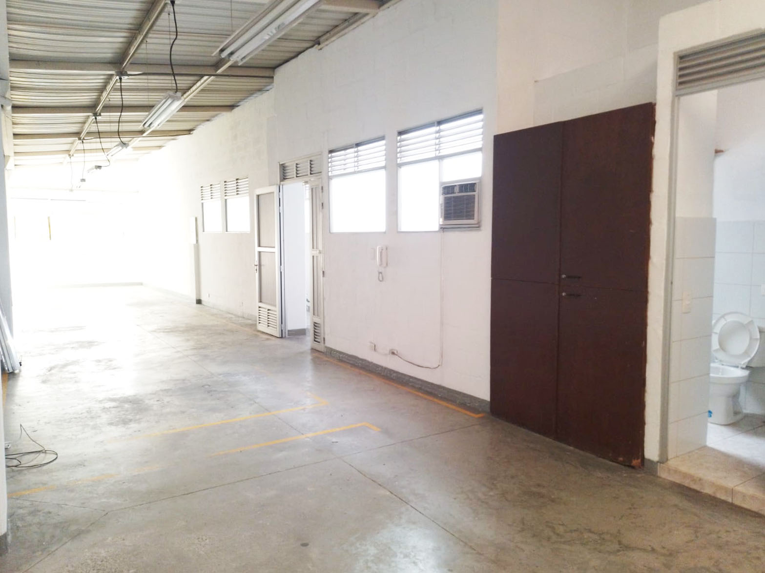 Bodega en arriendo en Cristo Rey, Medellín, 90 m² · foto 13 de 13