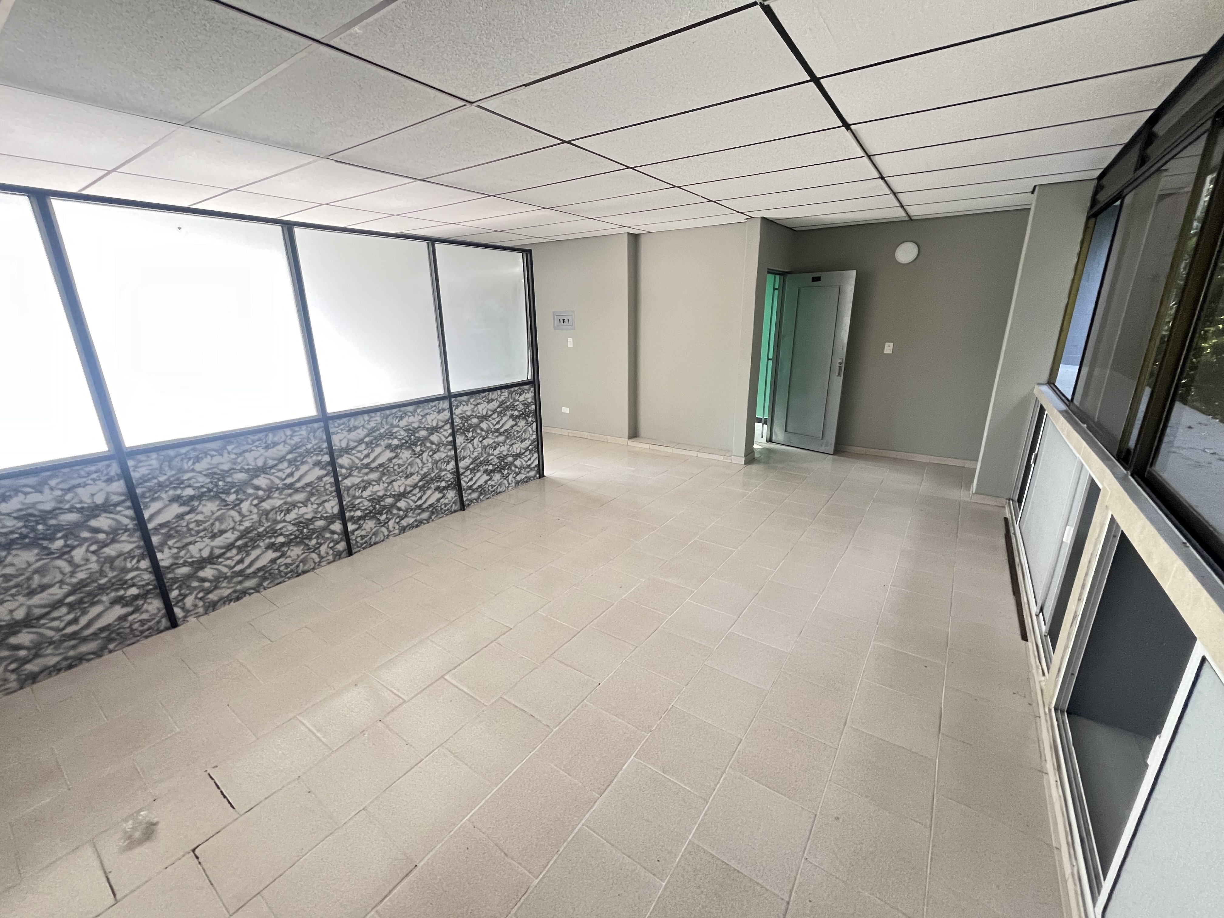 Oficina en arriendo en Centro, Villavicencio, 54 m² · foto 3 de 15