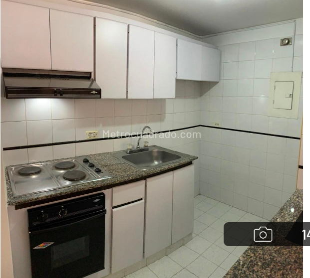 Apartaestudio en venta en Chapinero, Bogotá, 35 m² · foto 3 de 16