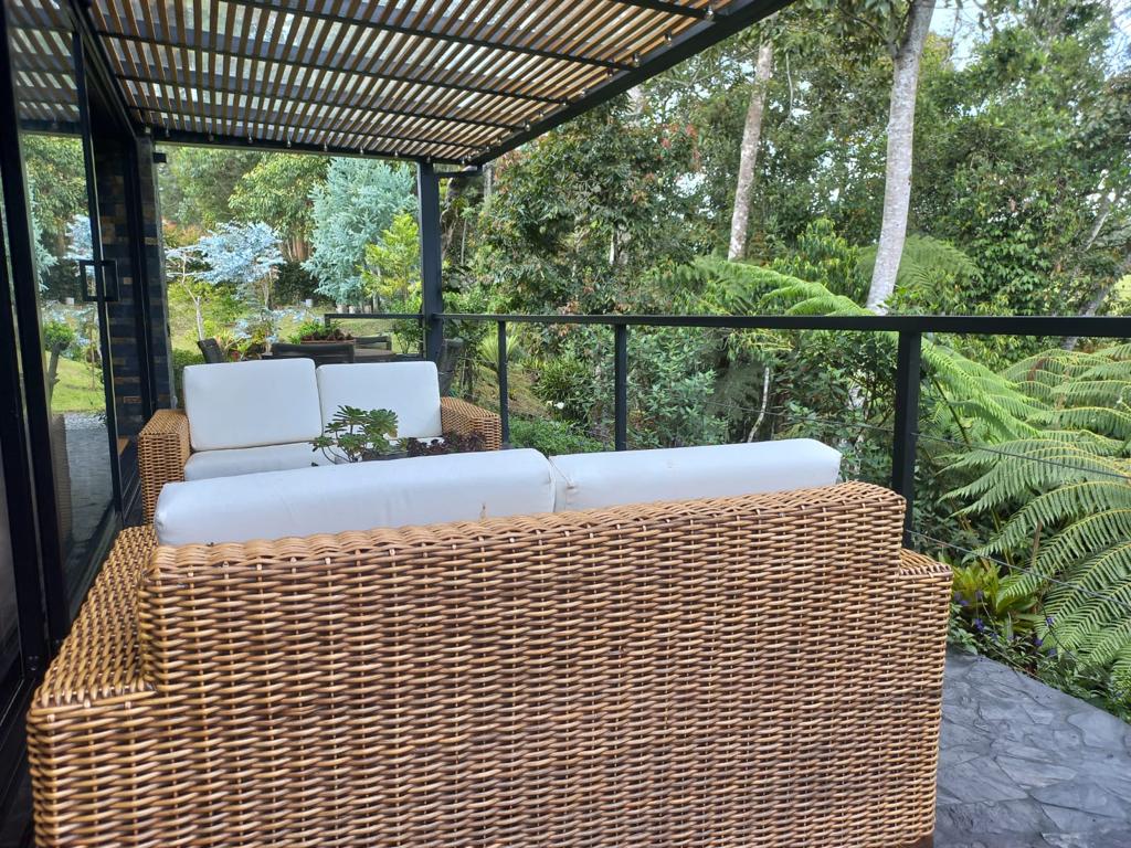 Casa de 3 alcobas en venta en Guamito, La Ceja, 325 m² · foto 12 de 24