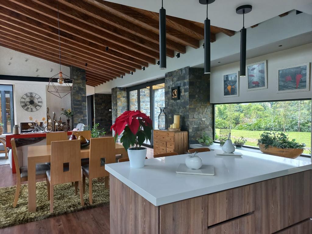Casa de 3 alcobas en venta en Guamito, La Ceja, 325 m² · foto 14 de 24