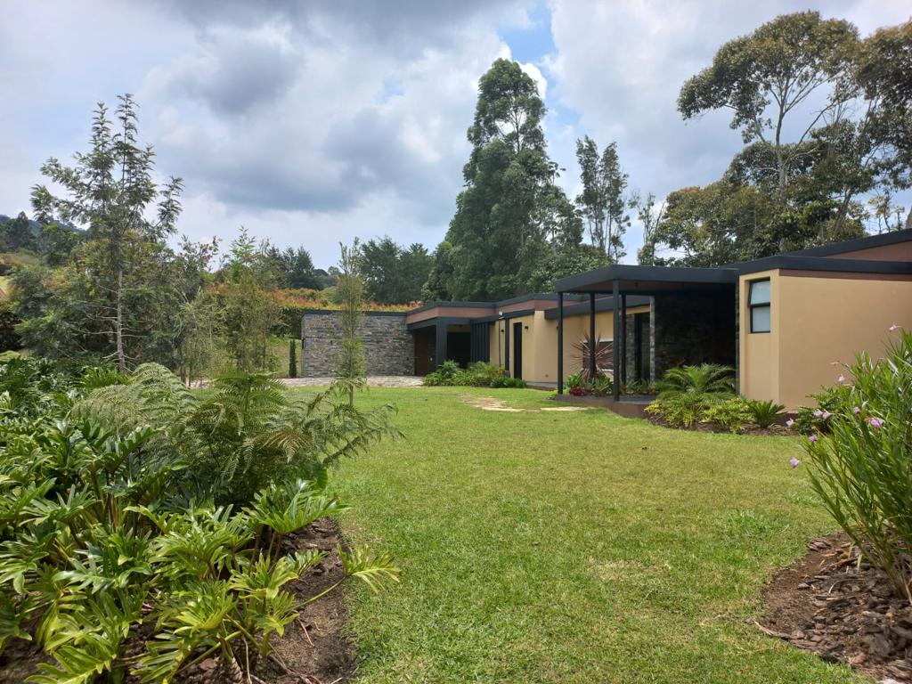 Casa de 3 alcobas en venta en Guamito, La Ceja, 325 m² · foto 19 de 24