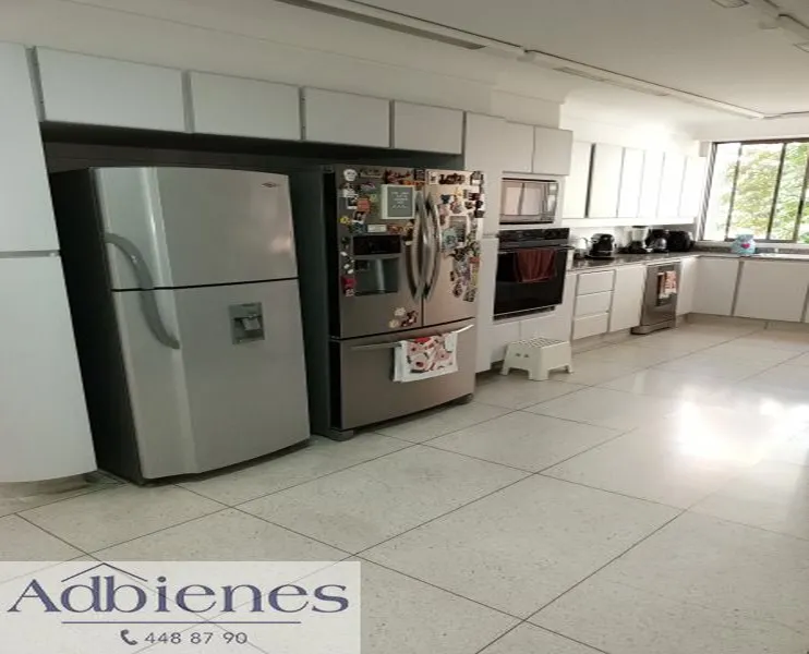 Apartamento en venta en El Poblado, Medellín · foto 13 de 24