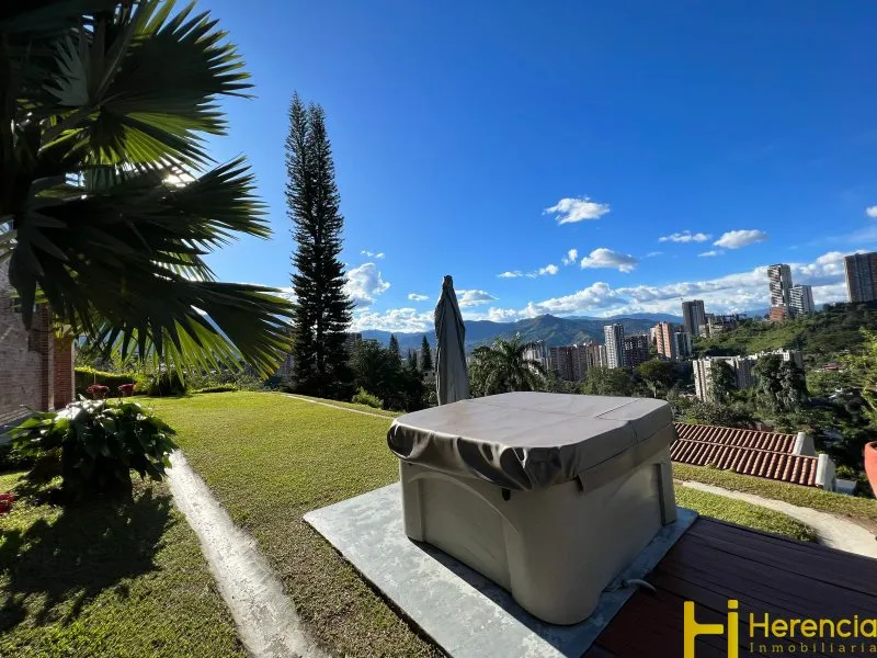 Casa de 5 alcobas en venta en Vegas De La Doctora, Sabaneta, 1200 m² · foto 10 de 24