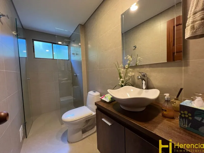 Casa de 5 alcobas en venta en Vegas De La Doctora, Sabaneta, 1200 m² · foto 20 de 24