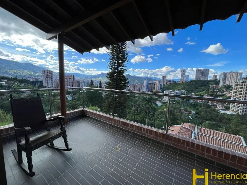 Casa de 5 alcobas en venta en Vegas De La Doctora, Sabaneta, 1200 m² · foto 3 de 24