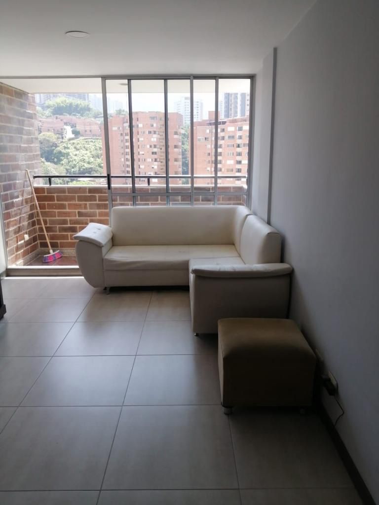 Apartamento de 3 alcobas en venta en Entre Amigos, Sabaneta, 80 m² · foto 14 de 24