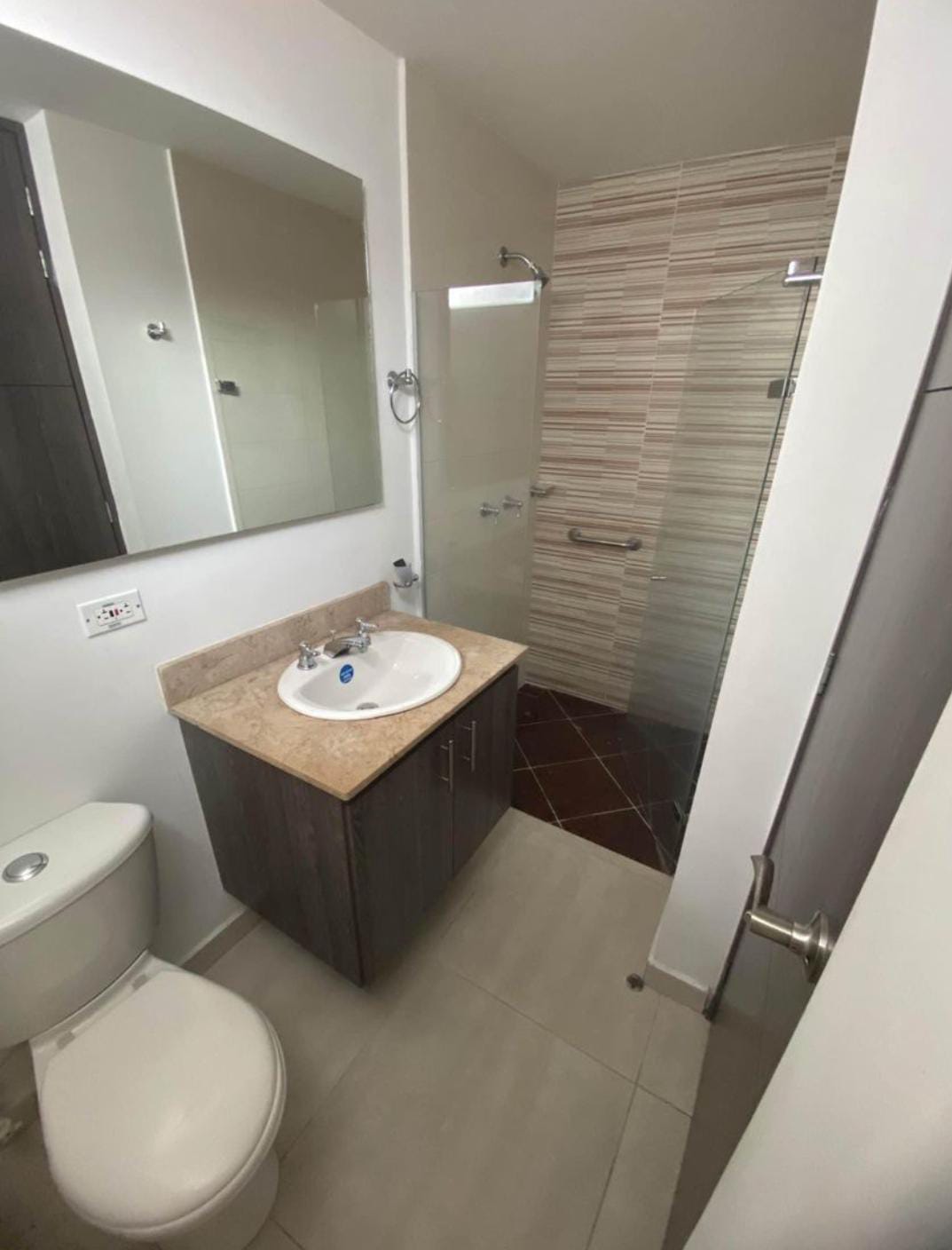 Apartamento de 3 alcobas en venta en Entre Amigos, Sabaneta, 80 m² · foto 9 de 24