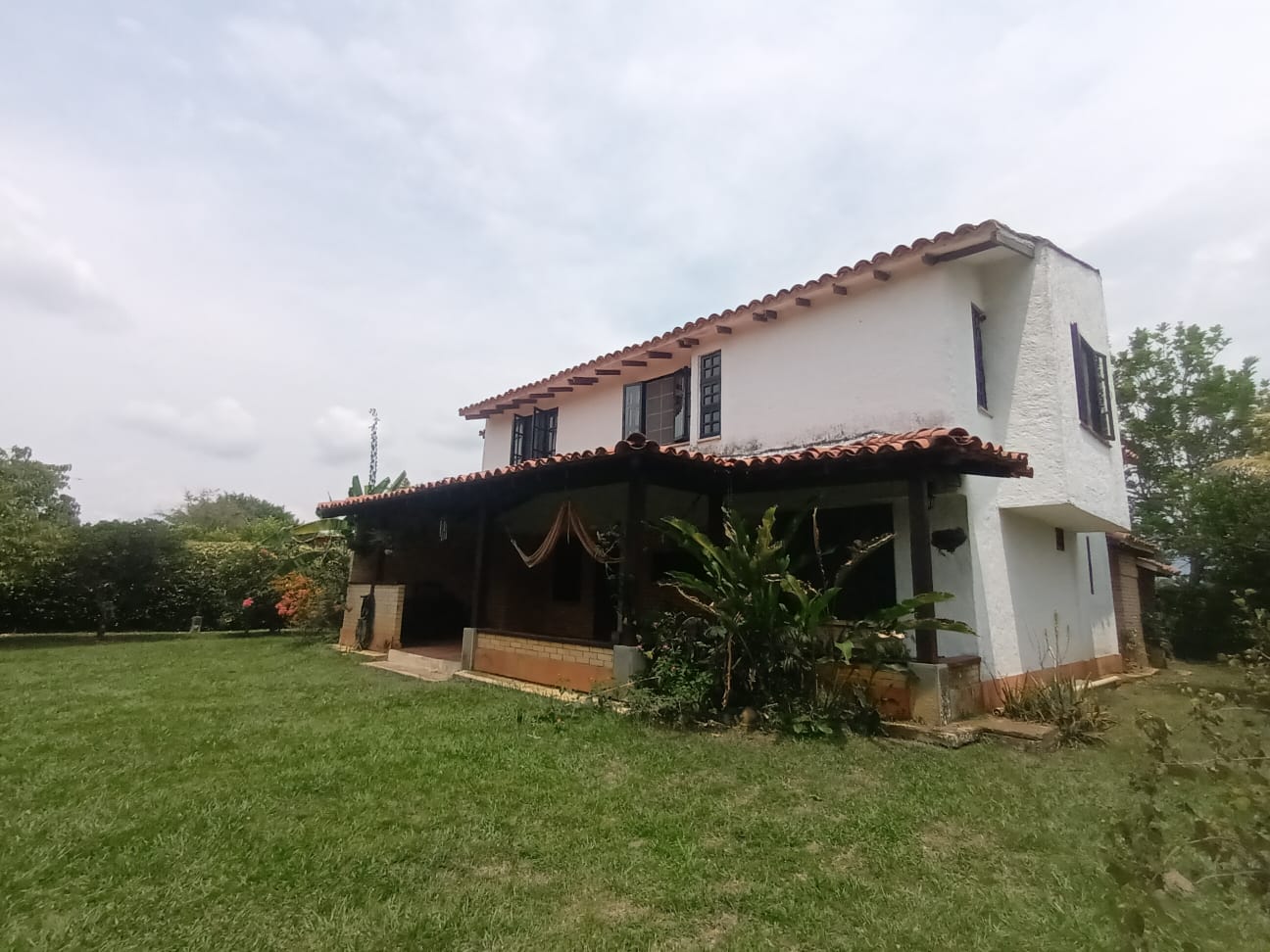 Casa de 5 alcobas en venta en La Morada, Jamundí, 380 m² · foto 3 de 19
