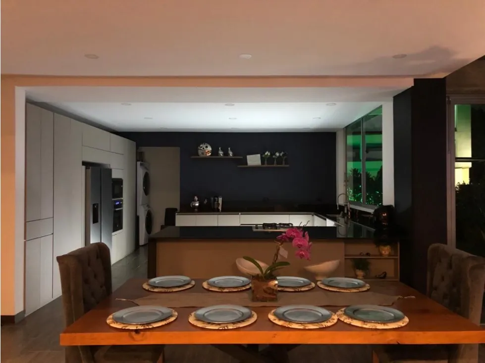 Casa de 4 alcobas en venta en Escobero, Envigado, 514 m² · foto 9 de 24