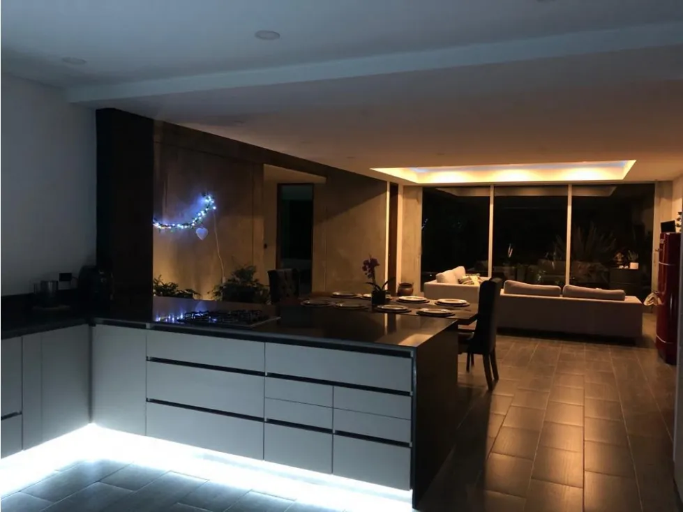 Casa de 4 alcobas en venta en Escobero, Envigado, 514 m² · foto 5 de 24