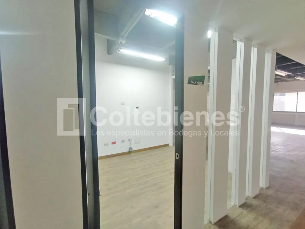 Local en arriendo en La Esmeralda, Itagüí, 659 m² · foto 12 de 24