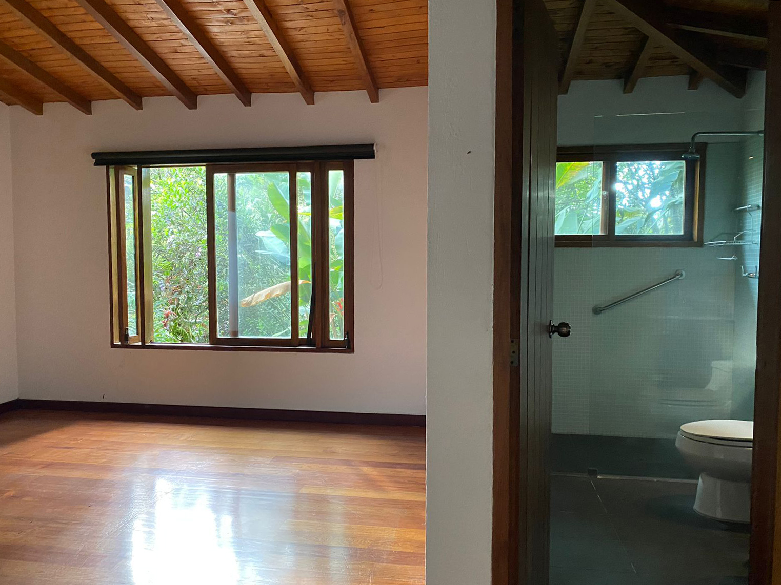 Casa de 2 alcobas en arriendo en Las Brujas, Envigado, 280 m² · foto 12 de 20