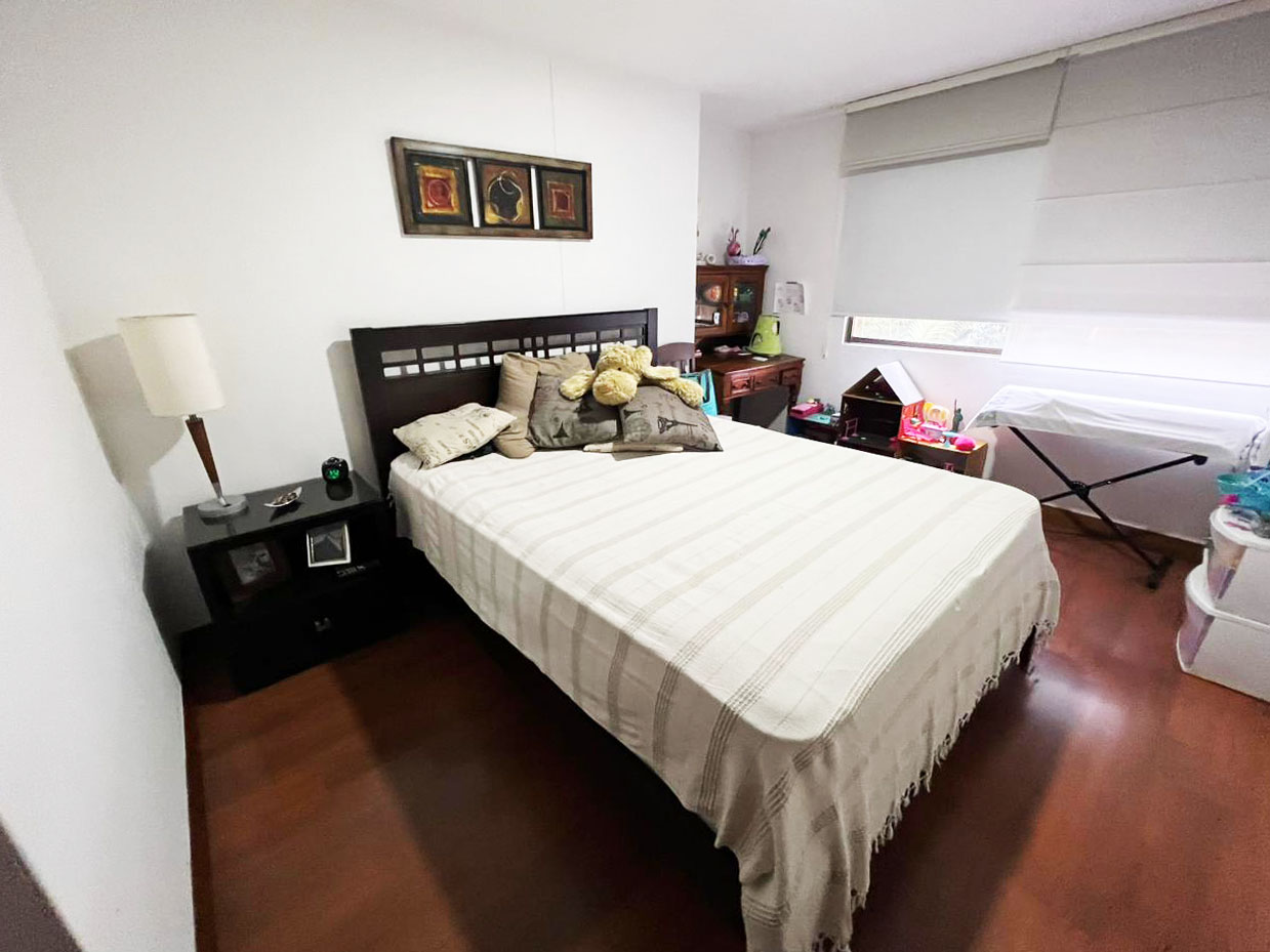 Apartamento de 3 alcobas en arriendo en El Tesoro, Medellín, 200 m² · foto 12 de 20