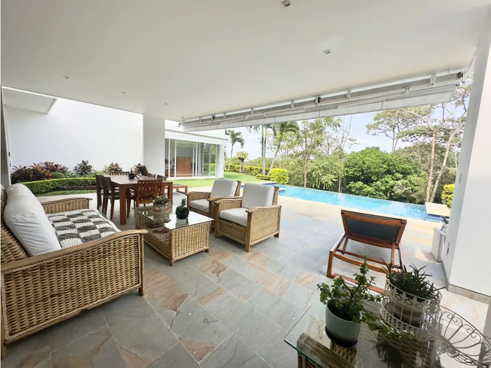 Casa de 5 alcobas en venta en Ciudad Jardin, Cali, 420 m² · foto 18 de 22