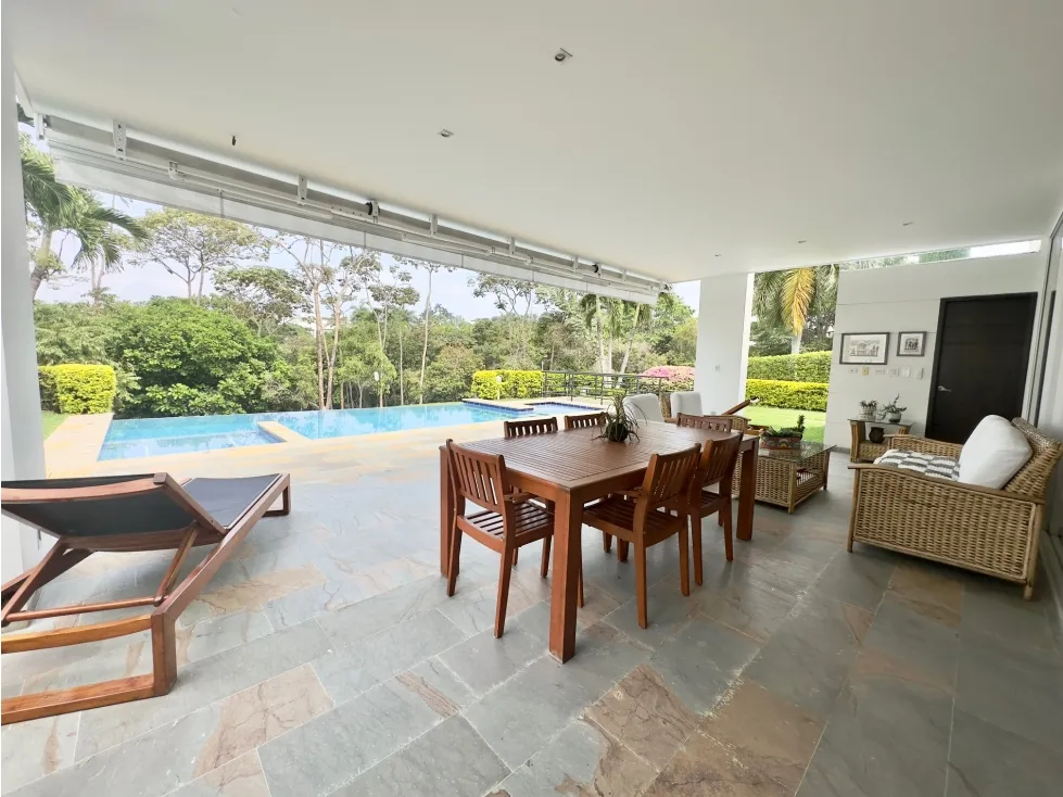 Casa de 5 alcobas en venta en Ciudad Jardin, Cali, 420 m² · foto 19 de 22