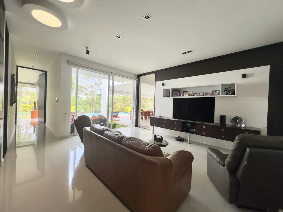 Casa de 5 alcobas en venta en Ciudad Jardin, Cali, 420 m² · foto 8 de 22