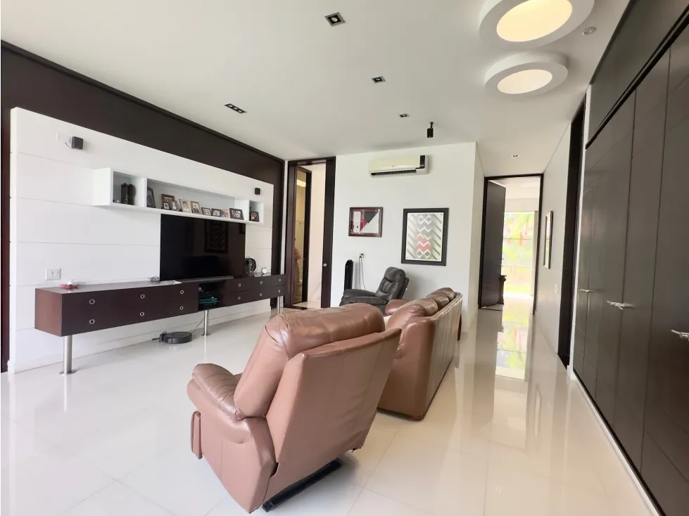 Casa de 5 alcobas en venta en Ciudad Jardin, Cali, 420 m² · foto 10 de 22