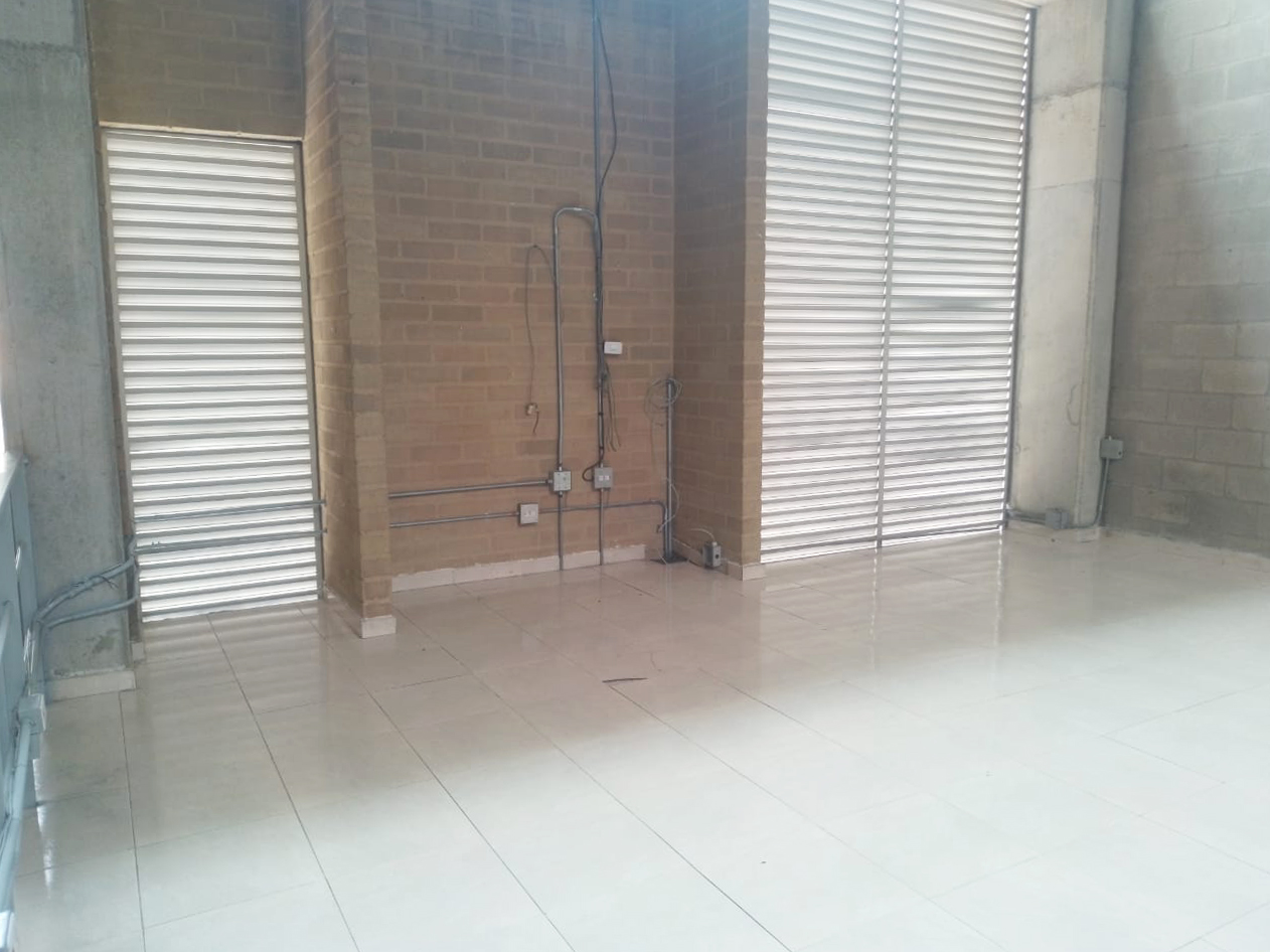 Bodega en arriendo en Caqueta, La Estrella, 353 m² · foto 10 de 16