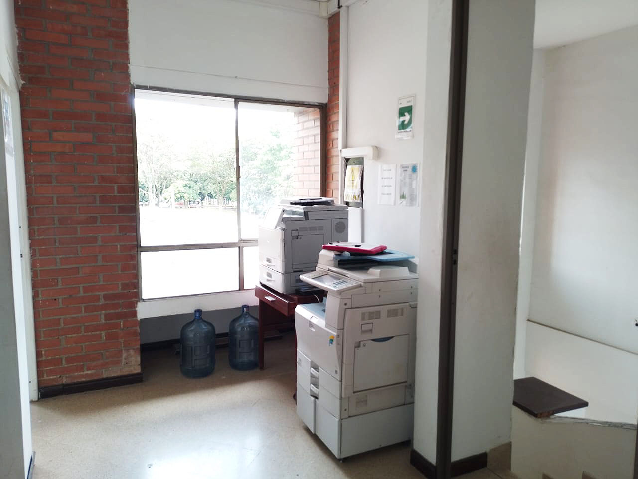 Oficina en arriendo en El Poblado, Medellín, 455 m² · foto 8 de 10