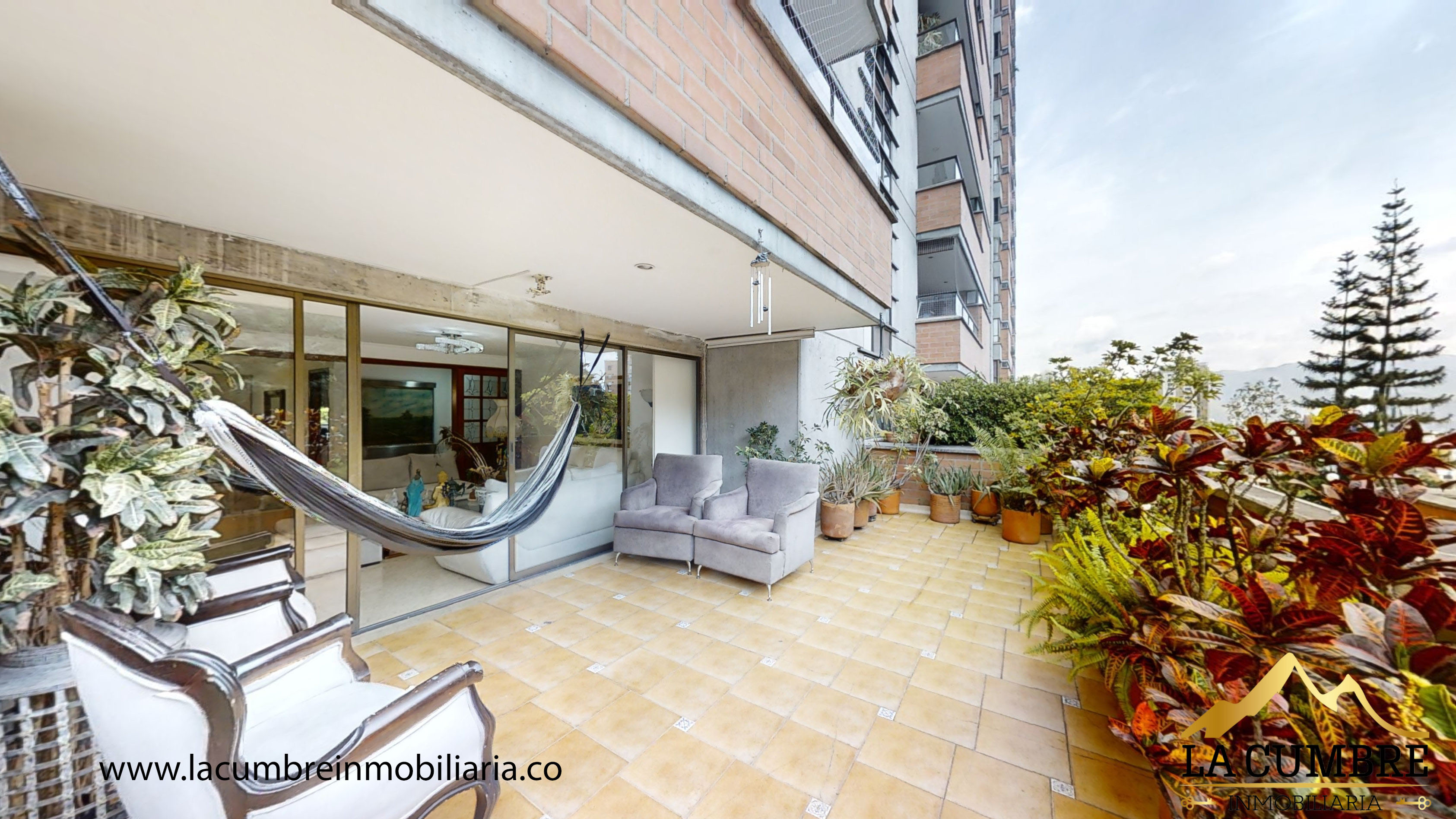 Apartamento en arriendo en El Tesoro, Medellín · foto 5 de 14