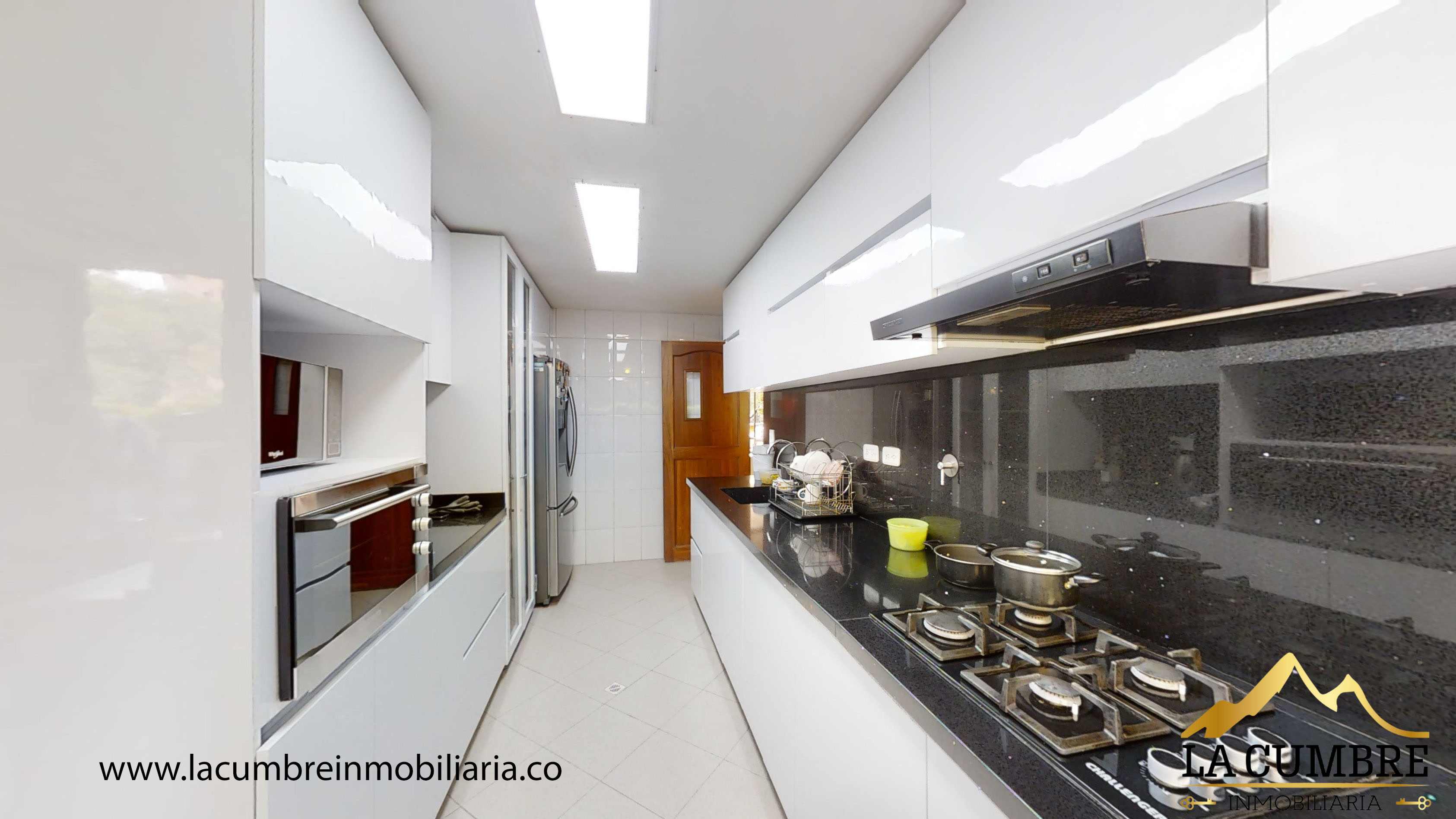 Apartamento en arriendo en El Tesoro, Medellín · foto 8 de 14