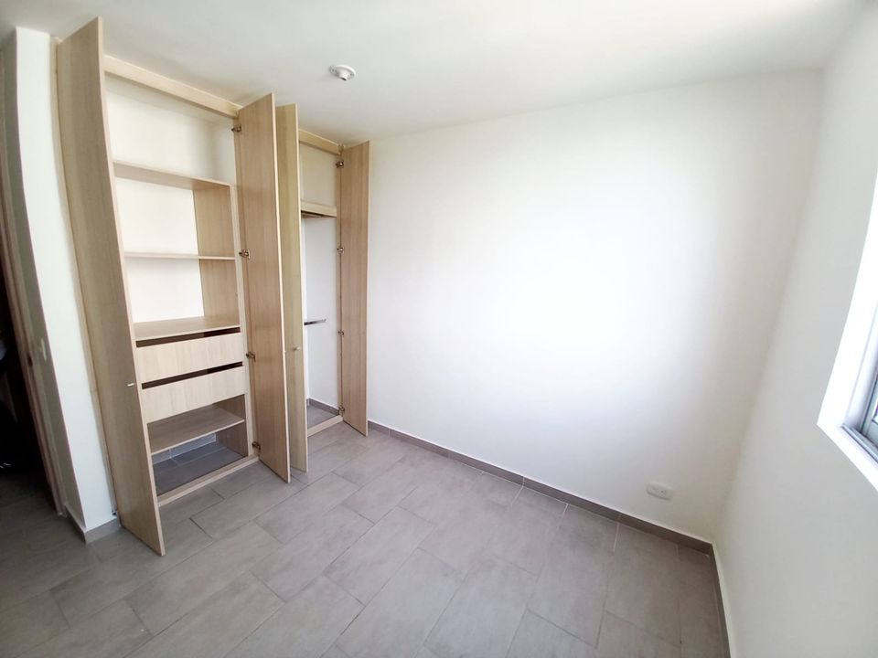 Apartamento de 3 alcobas en venta en Picaleña Y Mirolindo, Ibagué, 91 m² · foto 15 de 24
