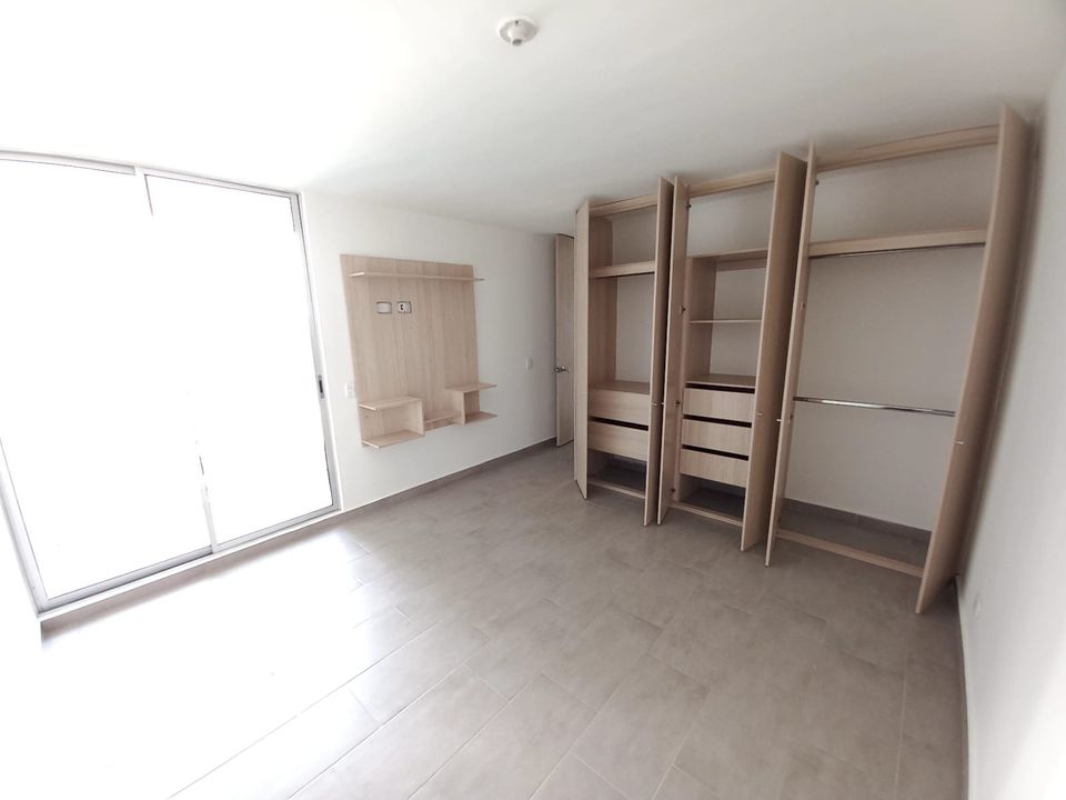 Apartamento de 3 alcobas en venta en Picaleña Y Mirolindo, Ibagué, 91 m² · foto 18 de 24