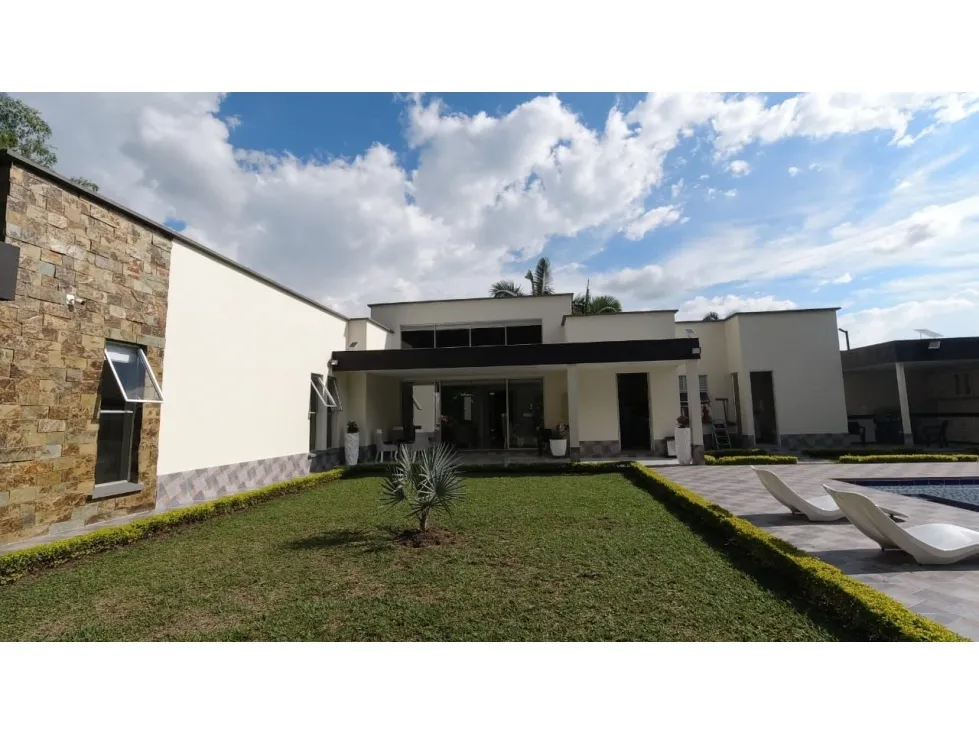 Casa de 4 alcobas en venta en Vía El Caimo, Armenia, 245 m² · foto 12 de 24