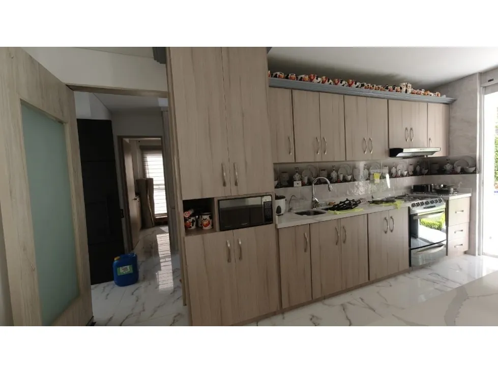 Casa de 4 alcobas en venta en Vía El Caimo, Armenia, 245 m² · foto 19 de 24