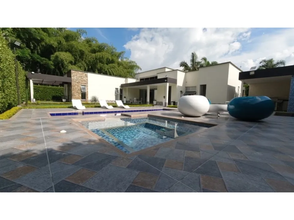 Casa de 4 alcobas en venta en Vía El Caimo, Armenia, 245 m² · foto 5 de 24