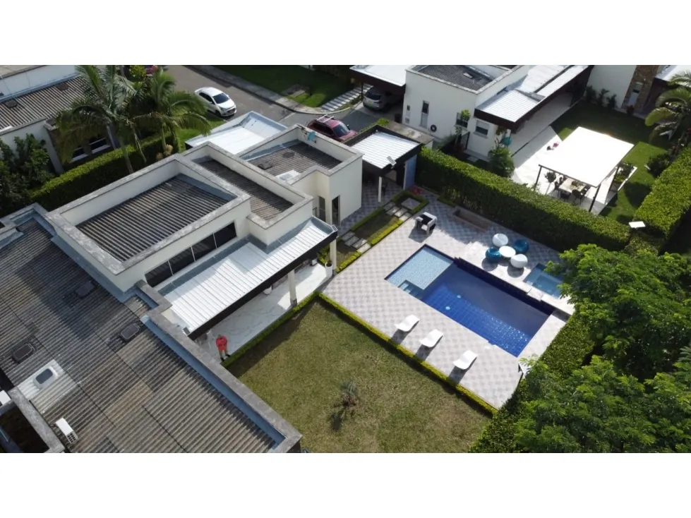 Casa de 4 alcobas en venta en Vía El Caimo, Armenia, 245 m² · foto 9 de 24