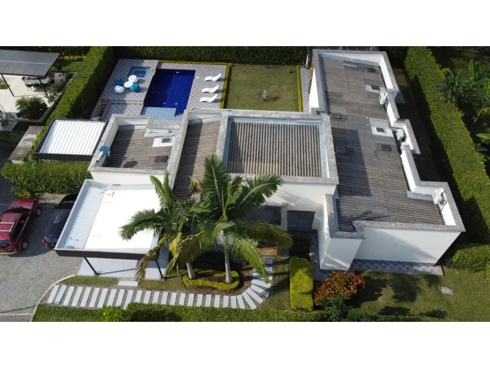 Casa de 4 alcobas en venta en Vía El Caimo, Armenia, 245 m² · foto 10 de 24