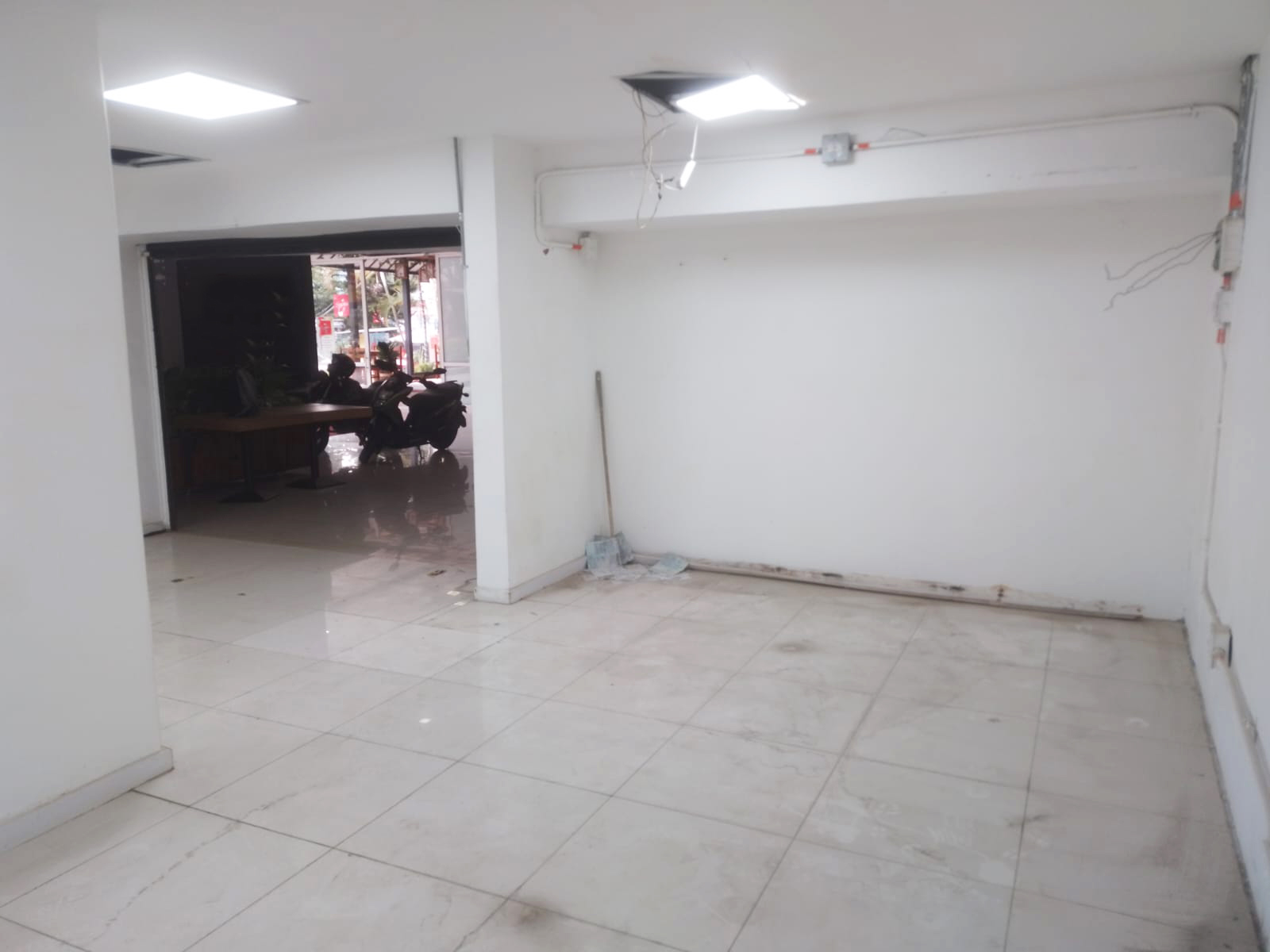 Local en arriendo en El Poblado, Medellín, 71 m² · foto 7 de 8