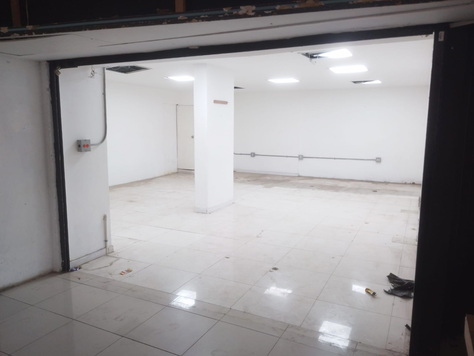 Local en arriendo en El Poblado, Medellín, 71 m² · foto 8 de 8