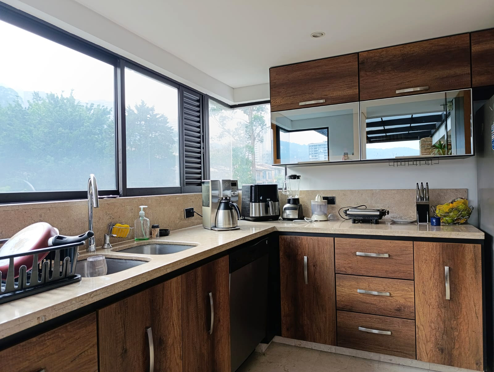 Apartamento en arriendo en El Tesoro, Medellín · foto 6 de 19