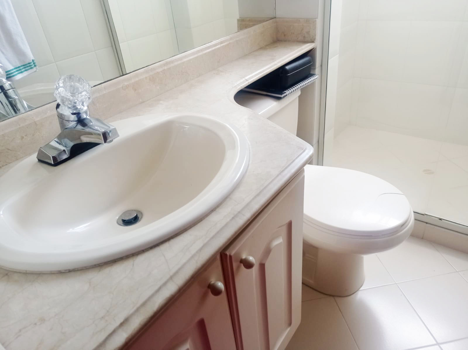 Apartamento de 3 alcobas en arriendo en El Poblado, Medellín, 147 m² · foto 16 de 19