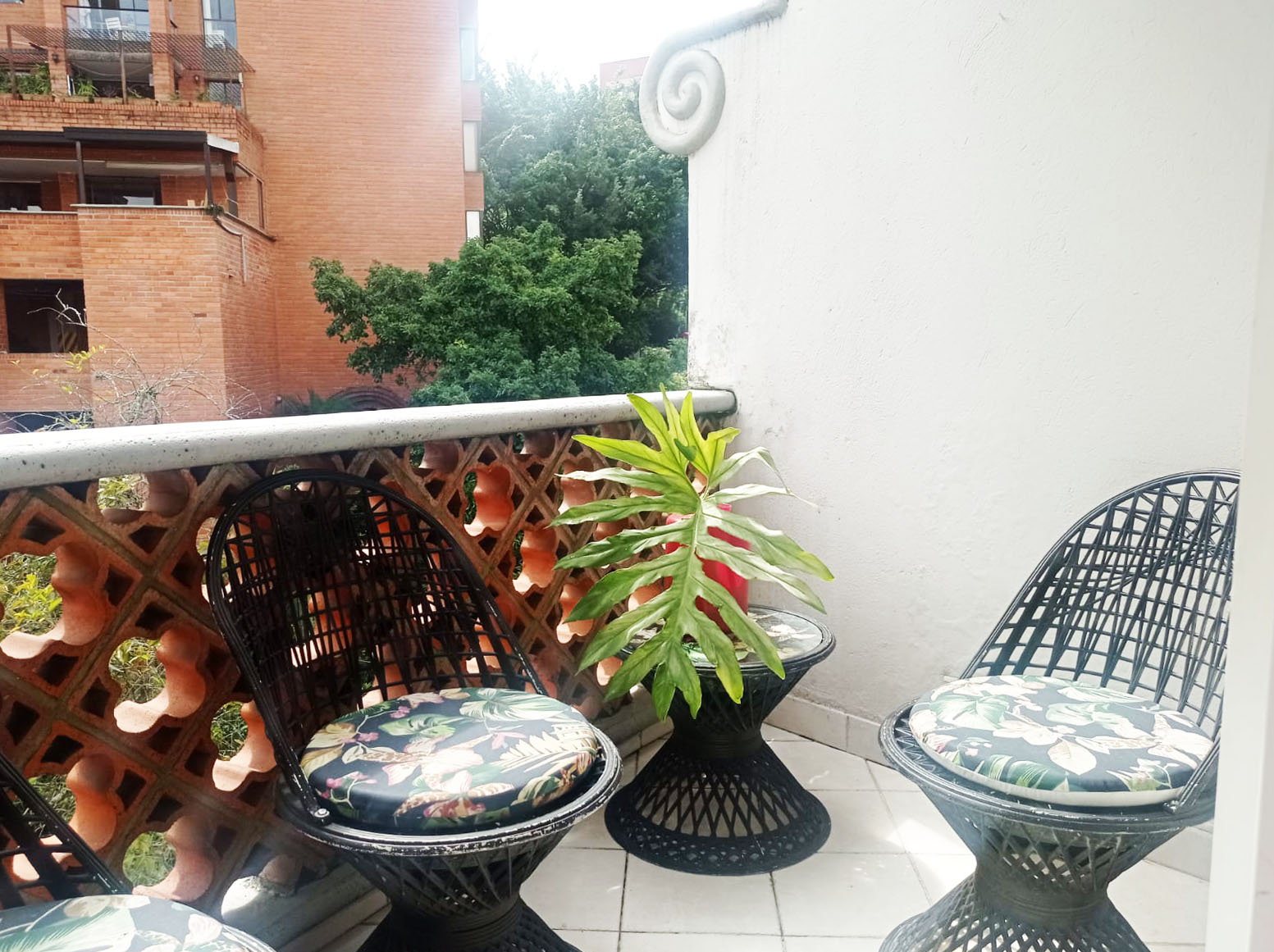 Apartamento de 3 alcobas en arriendo en El Poblado, Medellín, 147 m² · foto 18 de 19