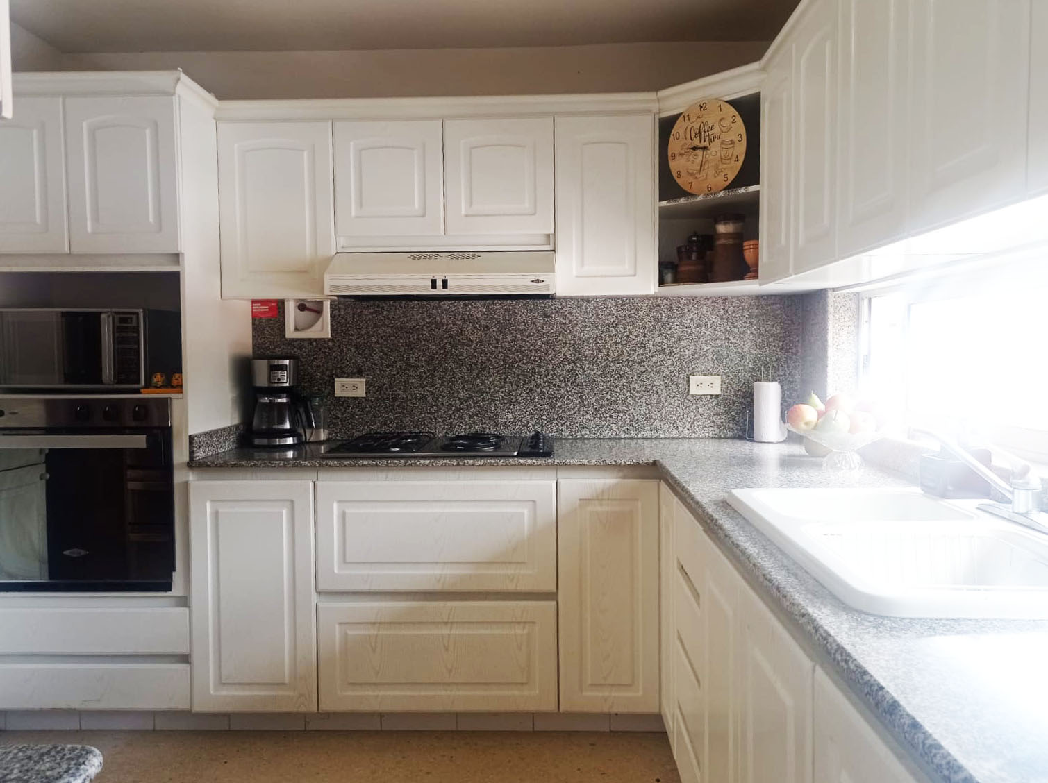 Apartamento de 3 alcobas en arriendo en El Poblado, Medellín, 147 m² · foto 6 de 19