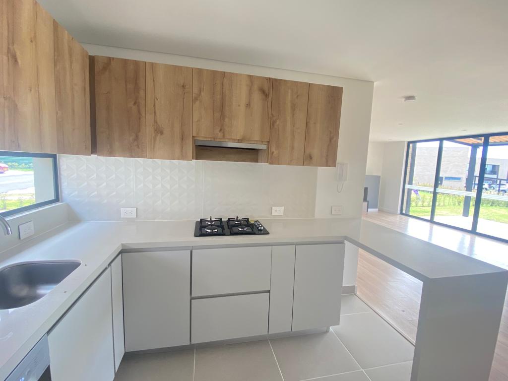 Casa de 4 alcobas en venta en Samaria, Chía, 300 m² · foto 19 de 21