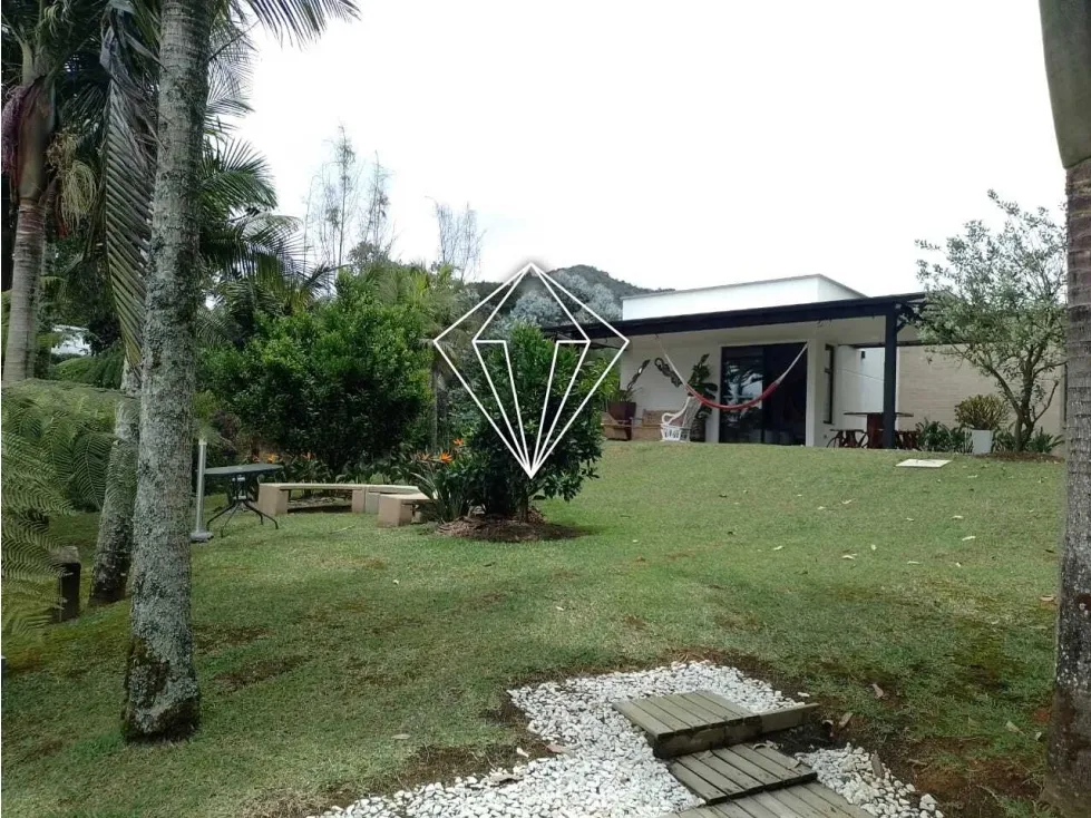 Casa de 3 alcobas en venta en Guamito, La Ceja · foto 23 de 24