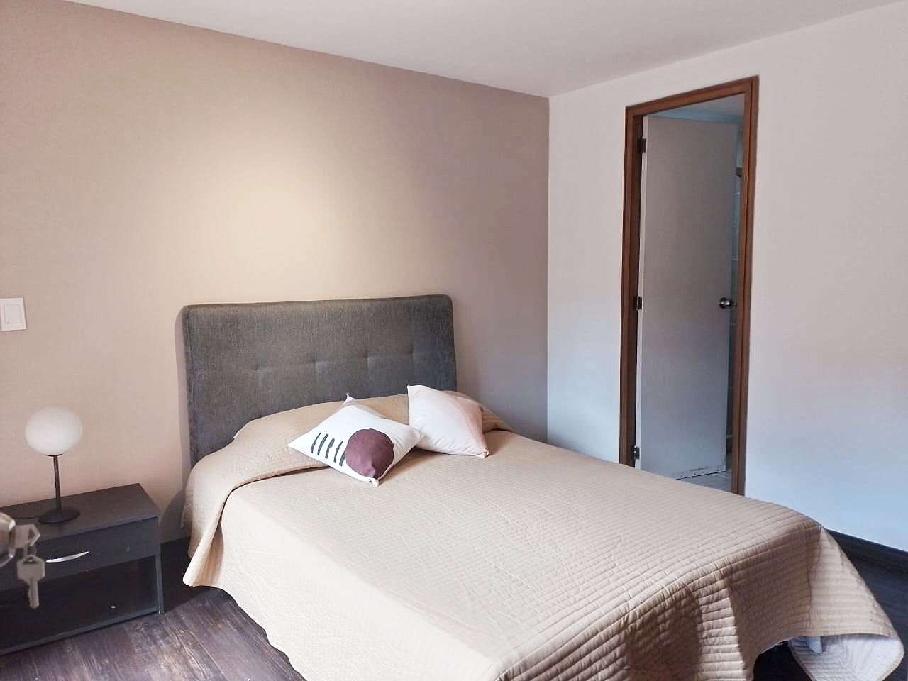 Apartamento en arriendo en El Tesoro, Medellín · foto 9 de 16