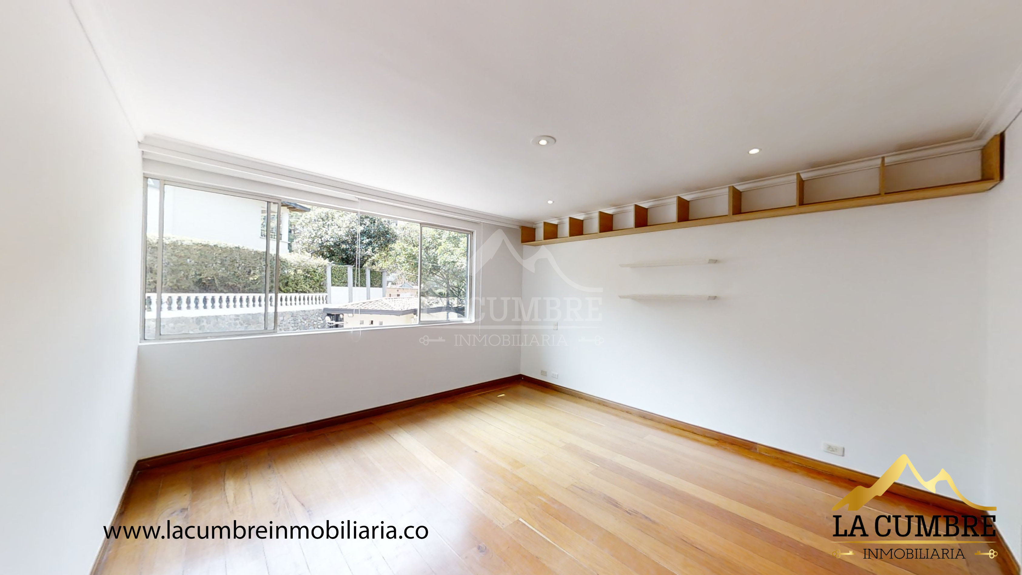 Casa de 3 alcobas en venta en San Lucas, Medellín, 289 m² · foto 15 de 17